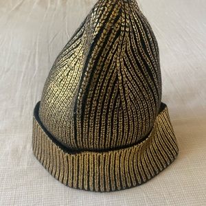 Gold knit cap
